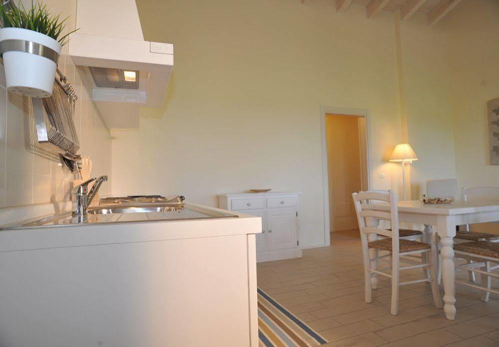 Agriturismo Colle Dei Pivi Ponti sul Mincio Exteriör bild